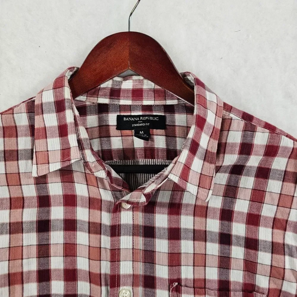 Banana‎ Republic Standard Fit Button Down Shirt Mens Plaid Checked Red White M
